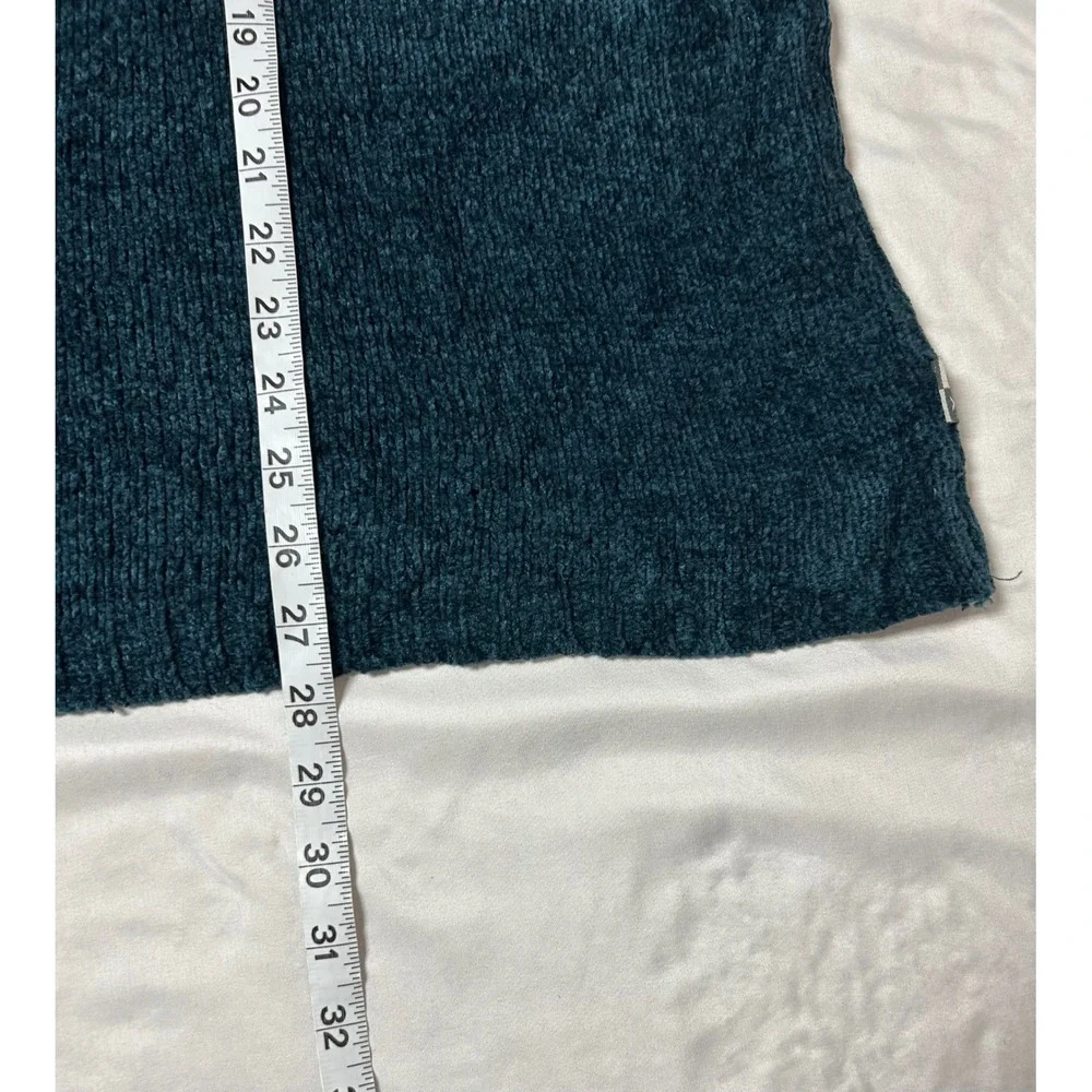 Xtremegear Mens Teal Chenille Argyle V-Neck Sweater Vintage Style Knit Nordic L